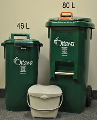 photo showing the two sizes of green bins (46L and 80L) and a kitchen catcher